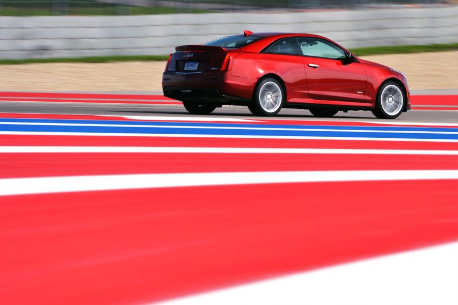  Cadillac ATS-V Coupe 2015 года  (фото 11 из 100)